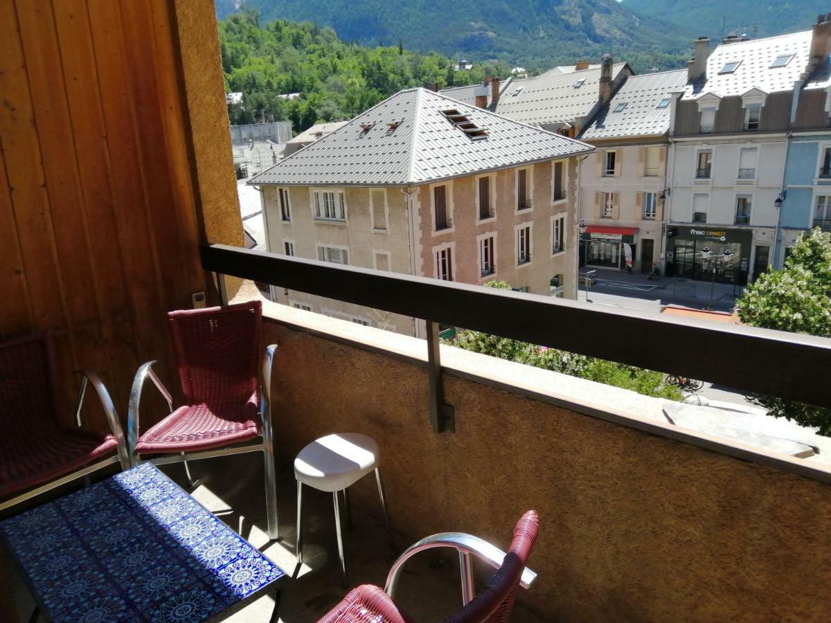 Appartement 4 Personnes A 500M Des Telecabines Briançon Eksteriør billede