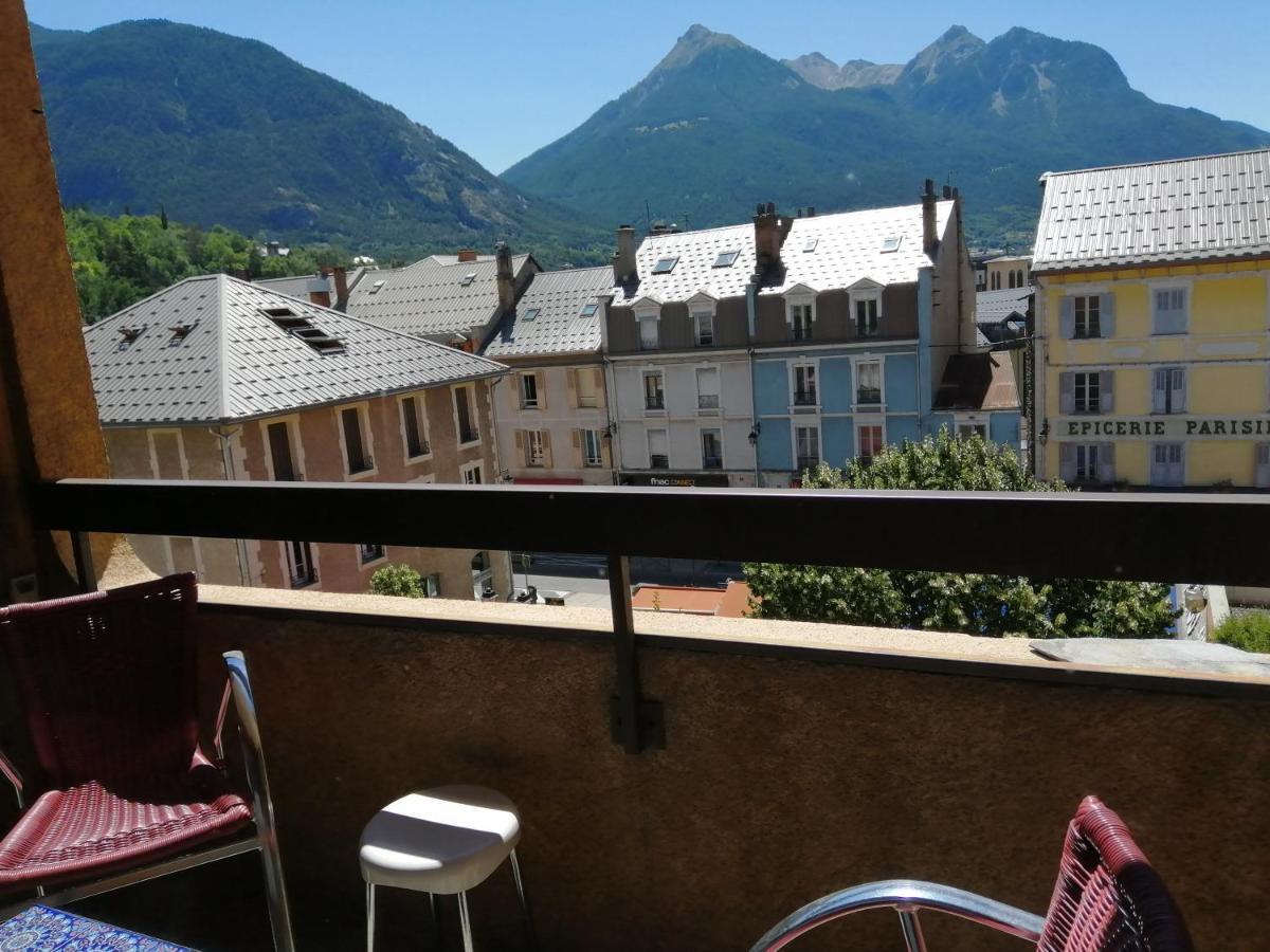 Appartement 4 Personnes A 500M Des Telecabines Briançon Eksteriør billede